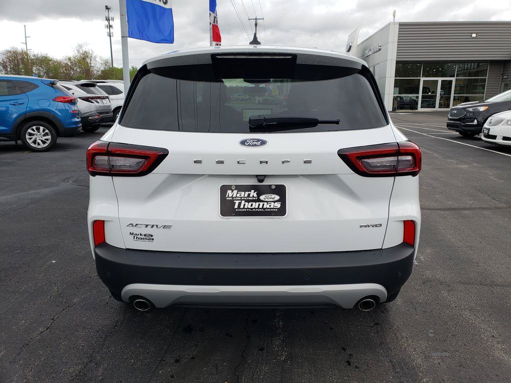 Used 2023 Ford Escape Active w/ Tech Pack #2 AWD/4WD image 6