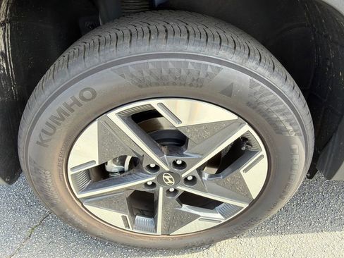 Used 2025 Hyundai Tucson SEL image 17