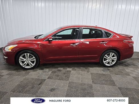 Used 2015 Nissan Altima 3.5 SL FWD image 6