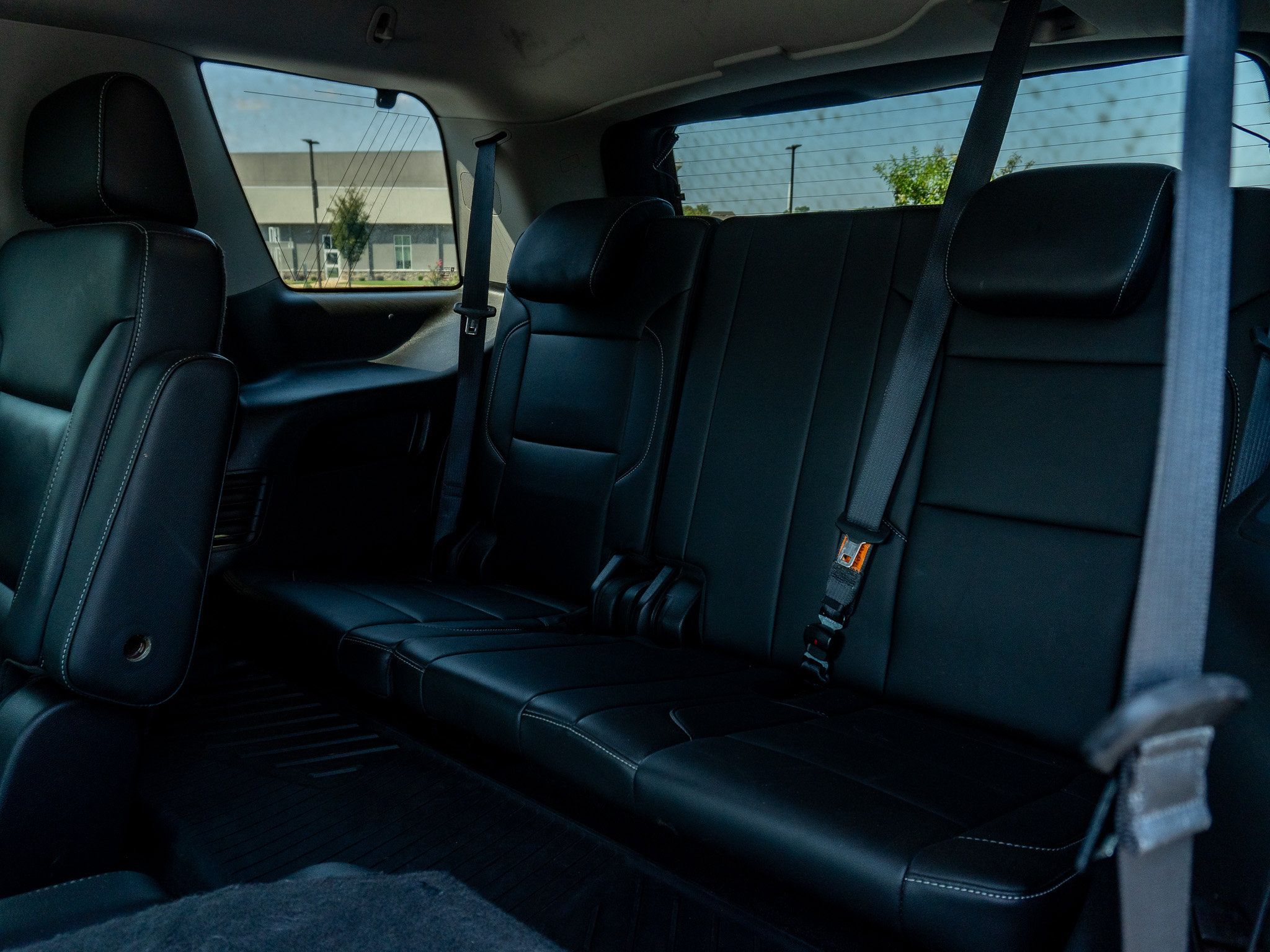 Used 2019 Chevrolet Tahoe LT w/ Z71 Midnight Edition AWD/4WD image 15