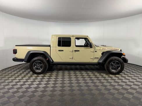 Certified 2022 Jeep Gladiator Rubicon w/ LED Lighting Group AWD/4WD image 3