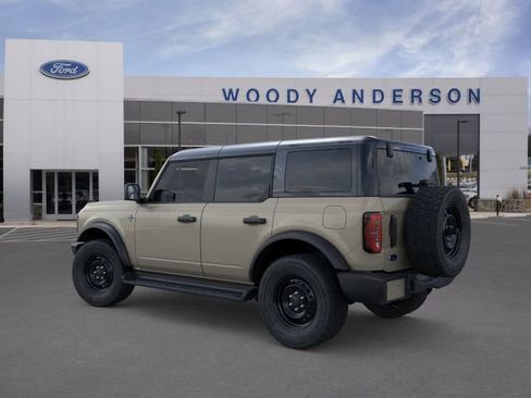 New 2026 Ford Bronco Outer Banks AWD/4WD image 4