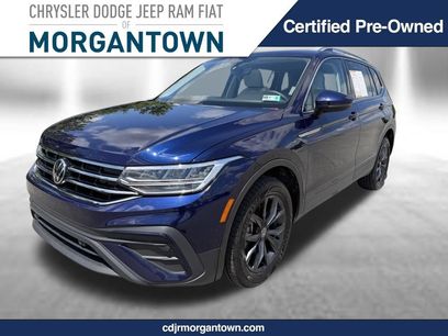 Used 2023 Volkswagen Tiguan SE w/ Panoramic Sunroof Package