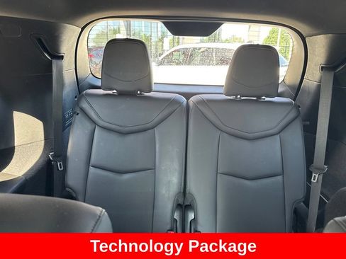 Used 2022 Cadillac XT6 Premium Luxury w/ Technology Package AWD/4WD image 18