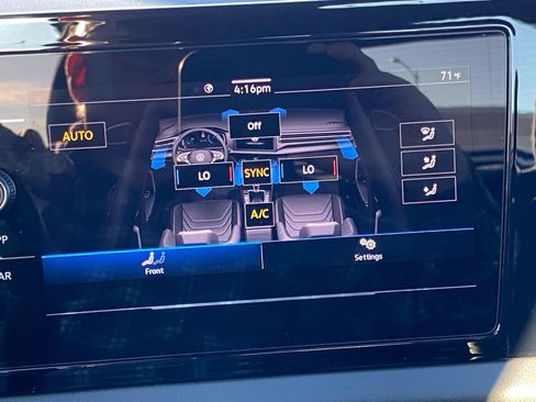 Used 2025 Volkswagen Jetta Sport image 14