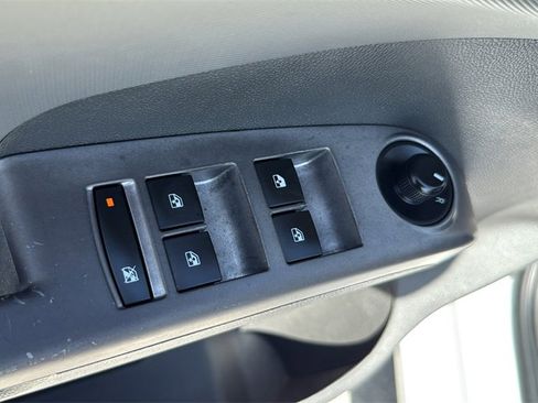 Used 2017 Chevrolet Sonic Premier image 12