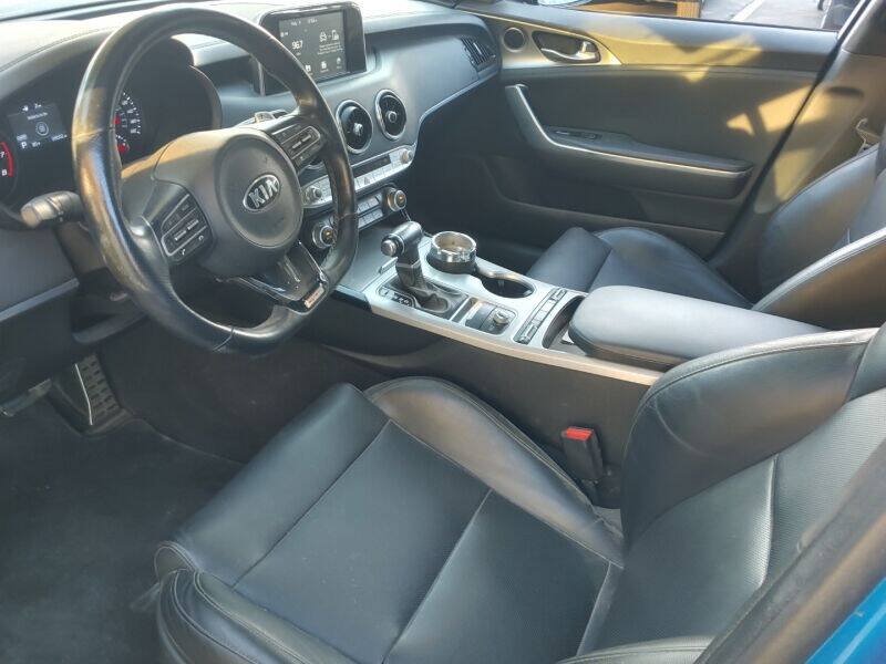 Used 2018 Kia Stinger GT RWD image 8