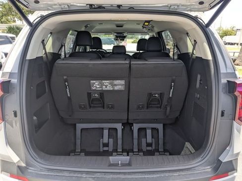 New 2026 Kia Carnival EX FWD image 14