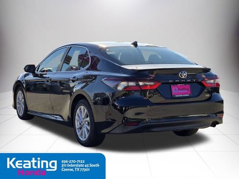 Used 2023 Toyota Camry LE image 8