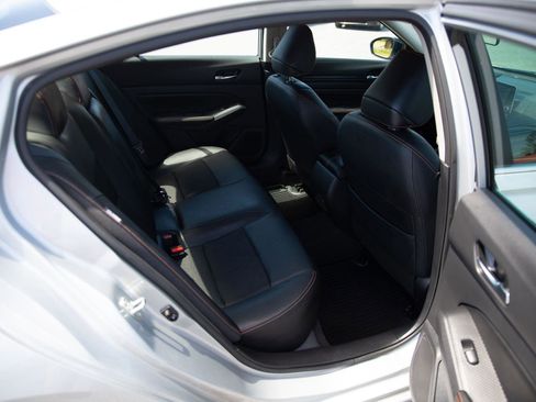 Used 2022 Nissan Altima 2.5 SR AWD/4WD image 20