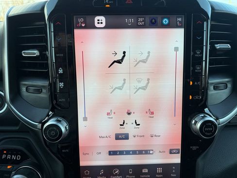 New 2026 RAM 1500 4x4 Crew Cab image 29