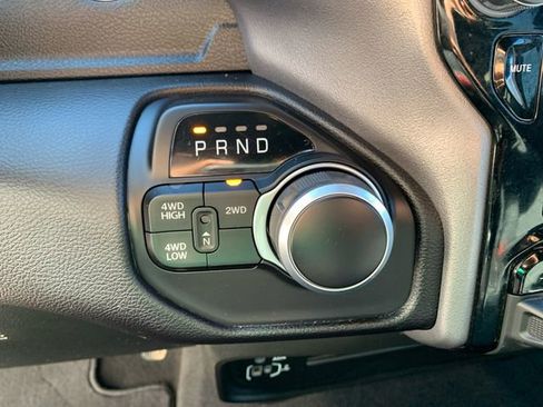 Used 2024 RAM 2500 Big Horn w/ Night Edition image 28