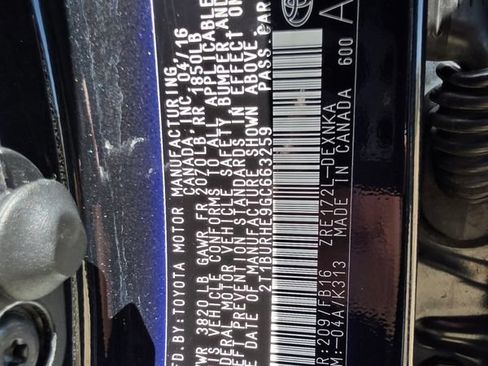 Used 2016 Toyota Corolla LE FWD image 34