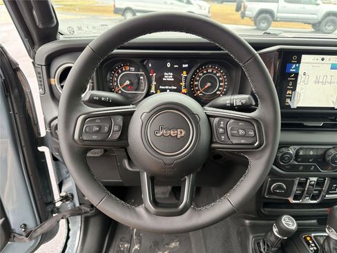 New 2026 Jeep Gladiator Sport image 20