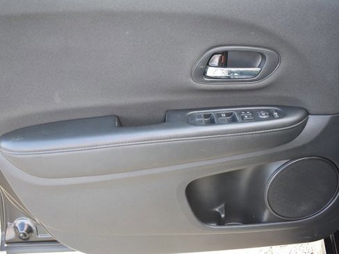 Used 2022 Honda HR-V Sport image 12