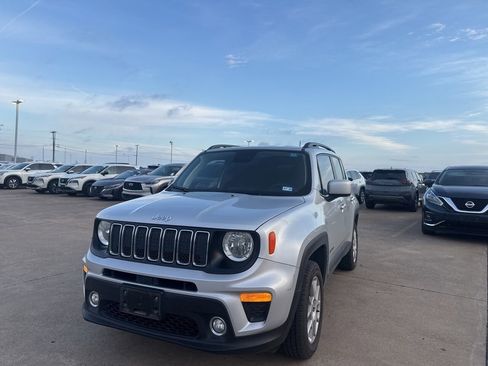 Used 2019 Jeep Renegade Latitude image 6