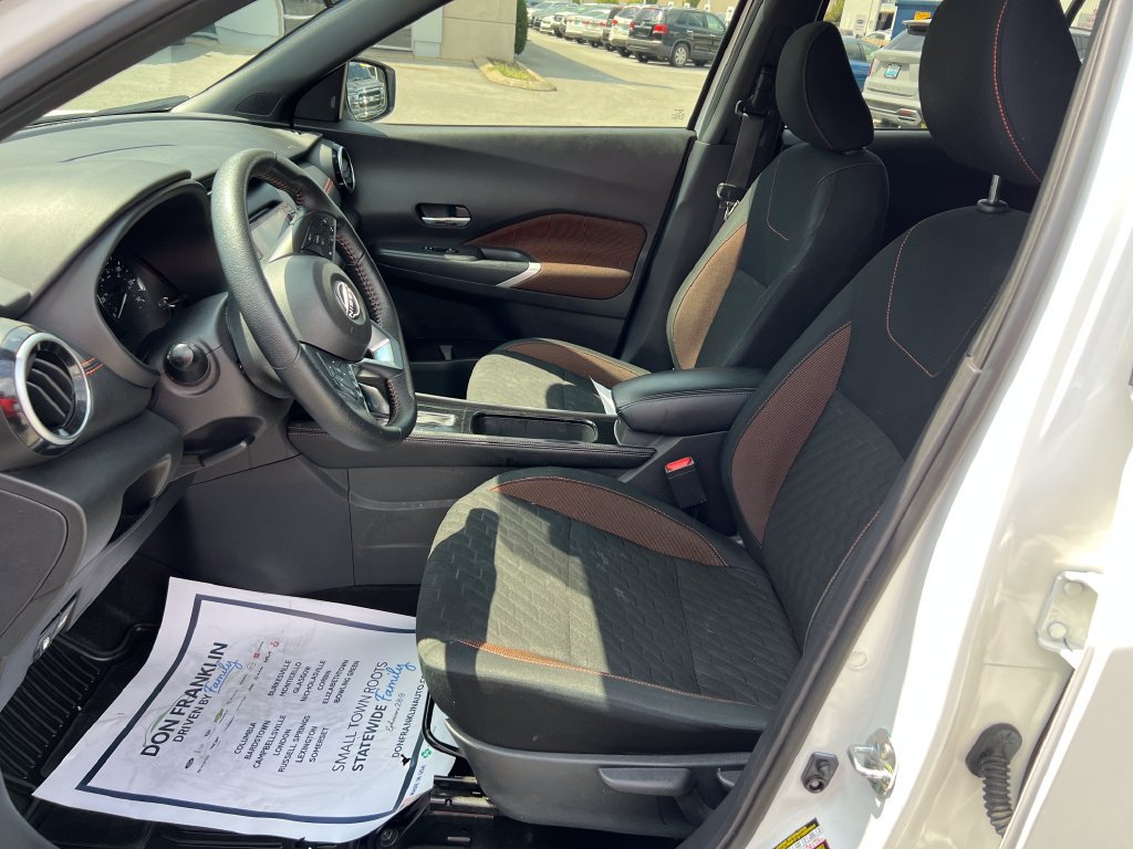 Used 2024 Nissan Kicks SR FWD image 15