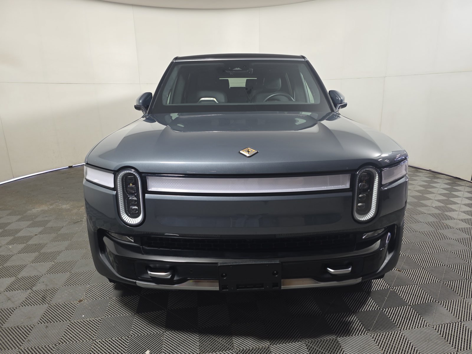 Used 2022 Rivian R1S Launch Edition Quad AWD/4WD image 8