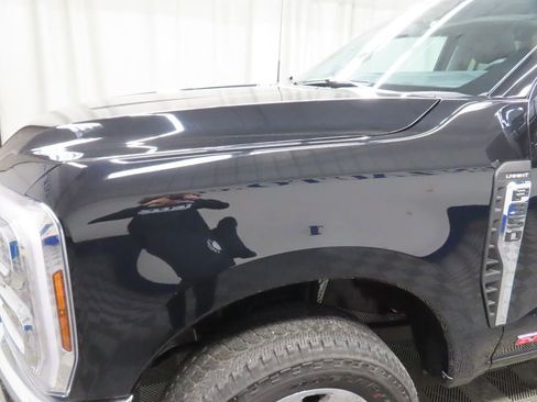 Used 2026 Ford F350 Lariat w/ Lariat Ultimate Package AWD/4WD image 44