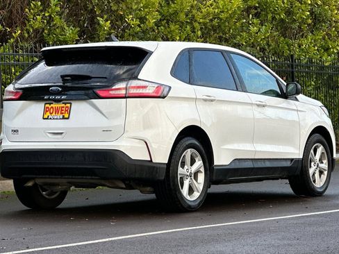 Used 2023 Ford Edge SE image 4