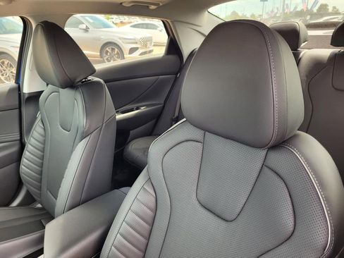 New 2026 Hyundai Elantra Limited FWD image 10
