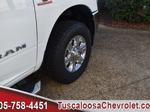 Used 2024 RAM 2500 Big Horn image 12