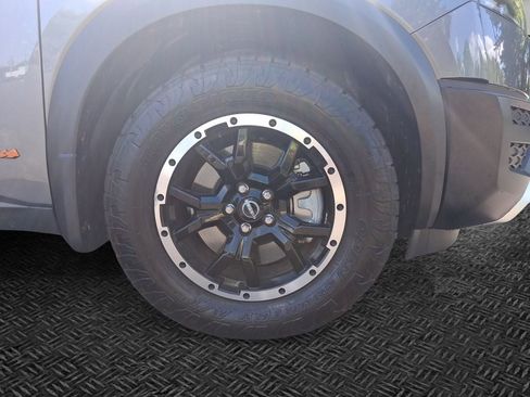 Used 2025 Nissan Pathfinder Rock Creek AWD/4WD image 11