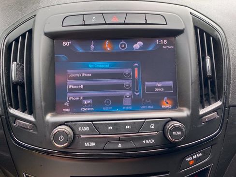 Used 2017 Buick Regal Sport Touring FWD image 30