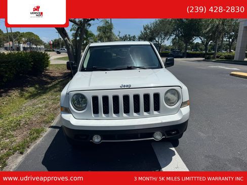 Used 2013 Jeep Patriot Limited w/ Sun/Sound Group AWD/4WD image 3