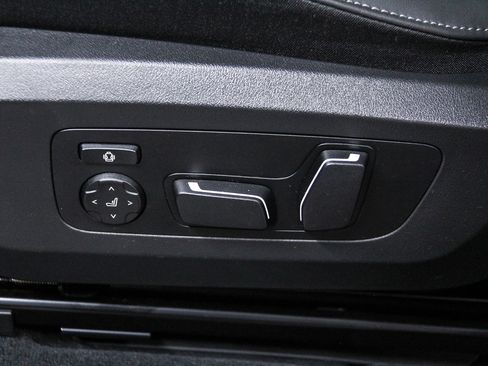 Used 2025 BMW X3 xDrive30i w/ Convenience Package image 21