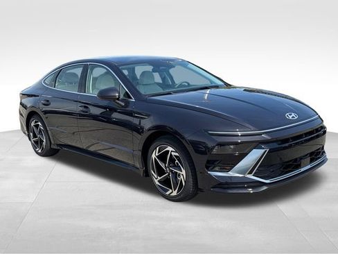 New 2026 Hyundai Sonata SEL FWD image 7