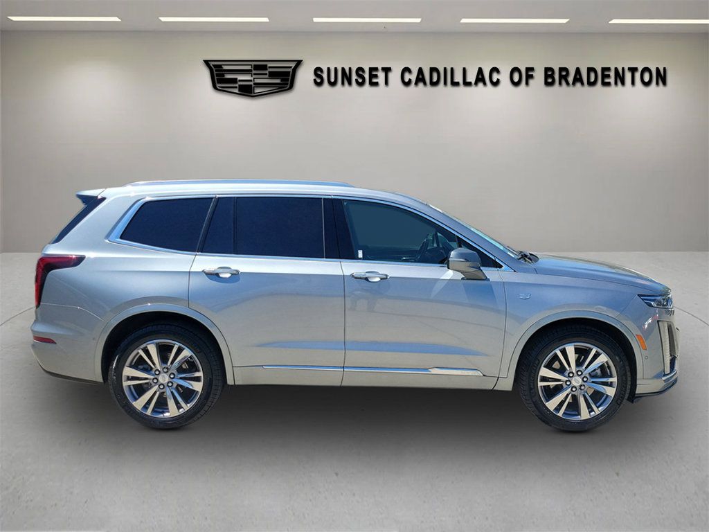 Certified 2025 Cadillac XT6 Premium Luxury w/ Platinum Package AWD/4WD image 3