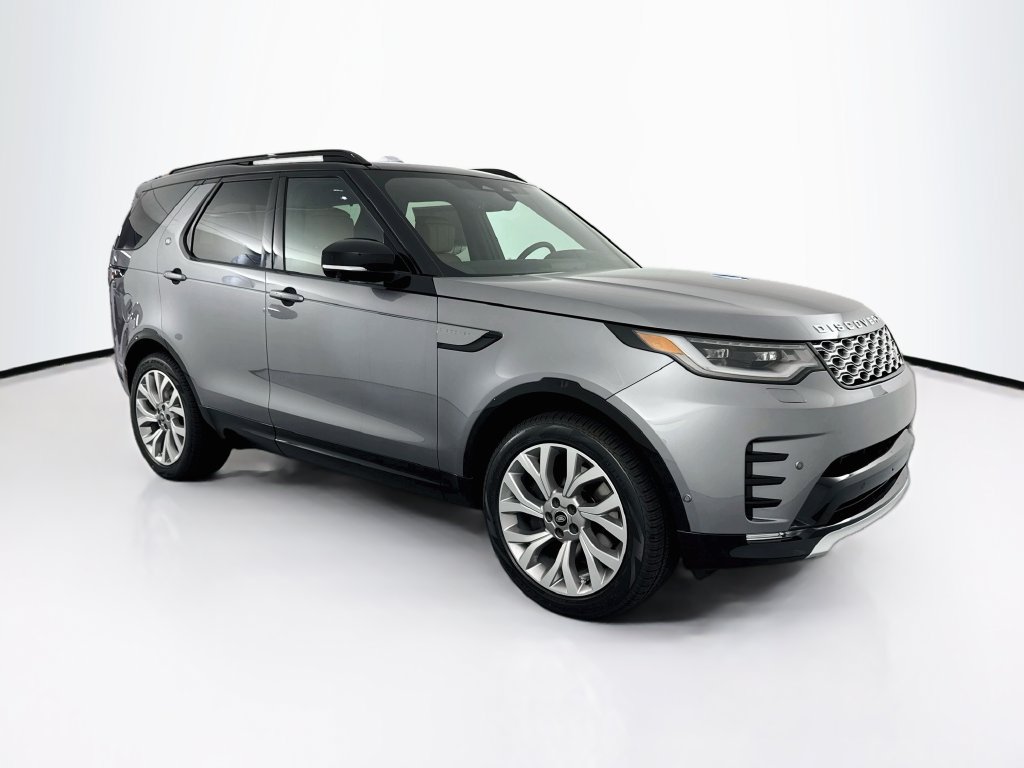 New 2026 Land Rover Discovery Limited Edition AWD/4WD image 3