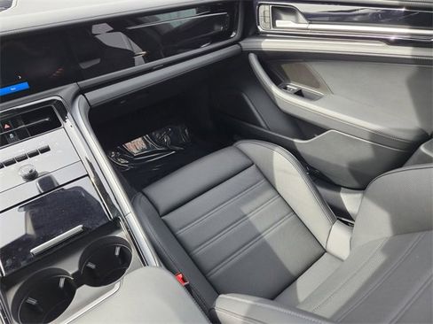New 2024 Porsche Panamera 4 image 19