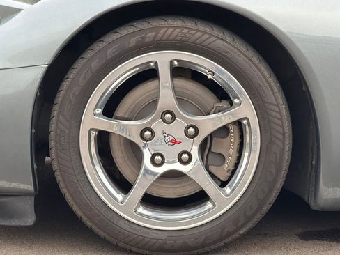 Used 2003 Chevrolet Corvette Convertible w/ Preferred Equipment Group1 image 21