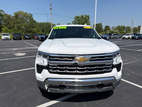 Used 2024 Chevrolet Silverado 1500 LTZ w/ LTZ Convenience Package II AWD/4WD image 10