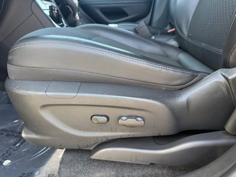 Used 2021 Buick Encore Preferred FWD image 10