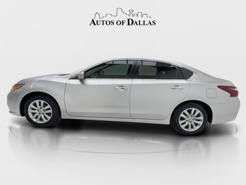 Used 2018 Nissan Altima 2.5 S w/ S Convenience Package FWD image 5