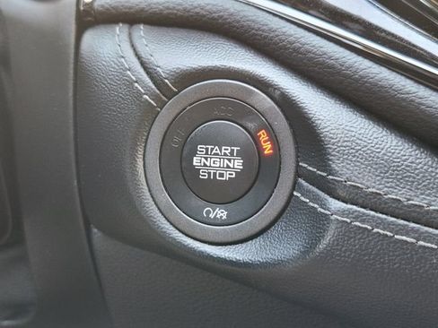 Used 2022 Dodge Durango GT RWD image 21