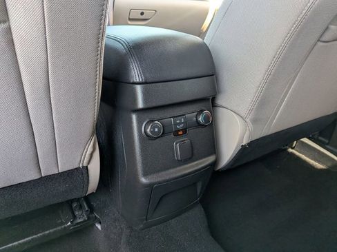 Used 2018 Ford Explorer FWD image 22