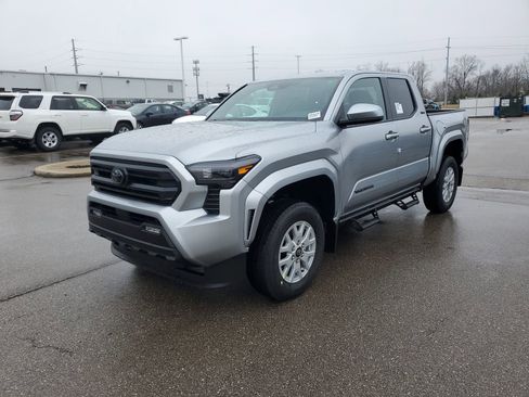 New 2026 Toyota Tacoma SR5 image 2