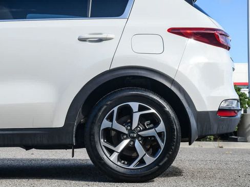 Used 2021 Kia Sportage LX FWD image 11