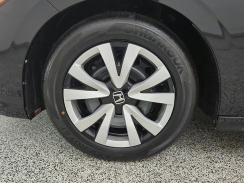 Used 2025 Honda Civic LX image 40