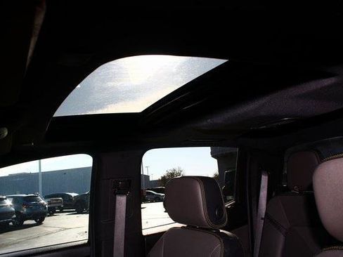 Used 2024 Chevrolet Colorado ZR2 w/ ZR2 Convenience Package III image 4