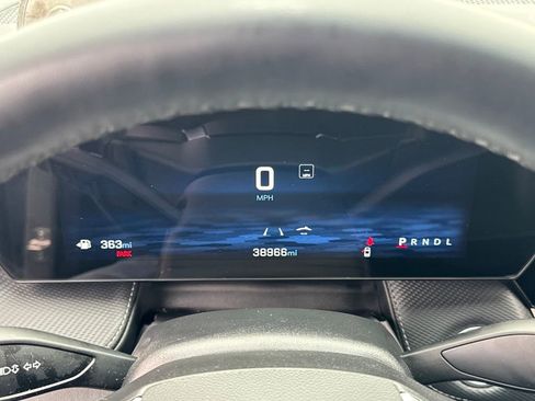 Used 2025 Chevrolet Equinox LT w/ Convenience Package II image 20