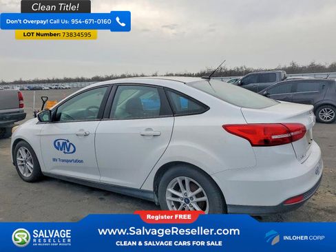 Used 2018 Ford Focus SE FWD image 3