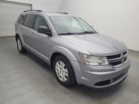 Used 2018 Dodge Journey SE w/ Connectivity Group image 11