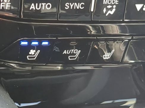 Used 2025 Acura MDX A-Spec image 23