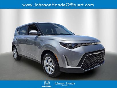 Used 2025 Kia Soul LX