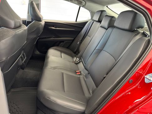 Used 2026 Toyota Camry XLE w/ Premium Package FWD image 37